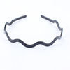 Fashionable sports wavy black headband, scalloped hair accessory for face washing, simple and elegant design