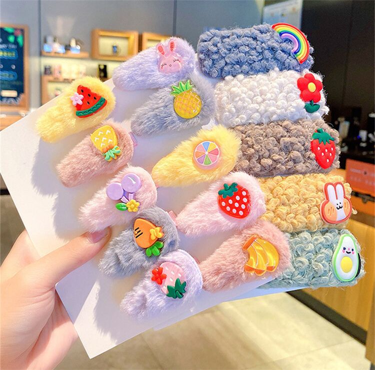 plush cartoon hairpin