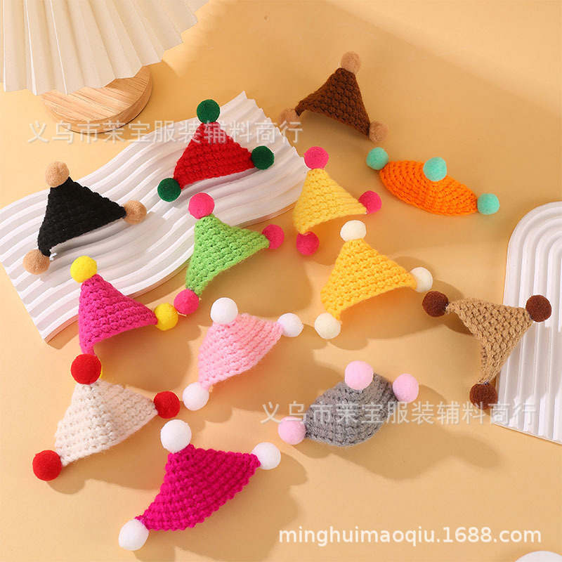 Mini Knitted Pet Doll Decorative Triangle Hat Cute Pet Accessories Small Hat DIY Wool Doll Accessories Mini Knitted Pet Doll Decorative Triangle Hat Cute Pet Accessories Small Hat DIY Wool Doll Accessories