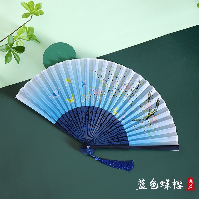 Ventilador plegable de estilo chino de verano estilo antiguo de alta gama Hanfu cheongsam abanico chino abanico de baile plegable para niños abanico de bambú