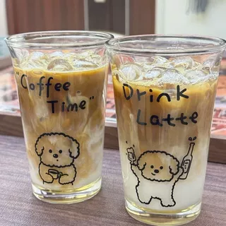 2只可爱线条狗狗图案玻璃杯加厚冰美式牛奶咖啡时光饮品杯子精选