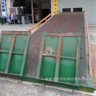 Where can I find a second-hand mobile loading platform in Guangzhou to sell old forklift trucks for recycling
