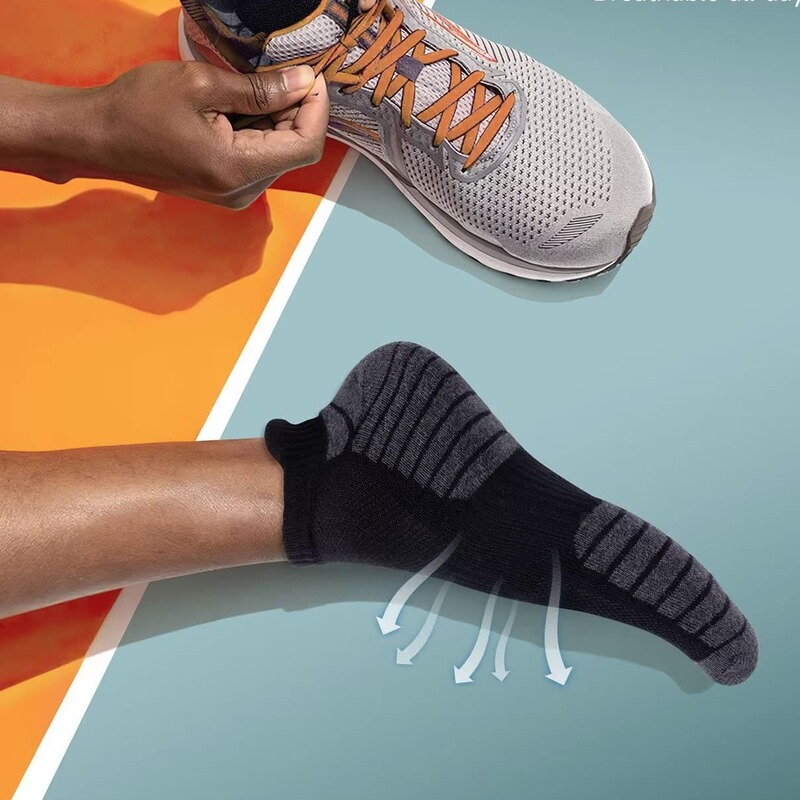 Socks Men's Sports Running Casual Low-top Business Cotton Socks Breathable with Cushioning Sports Socks Cotton White Black Socks