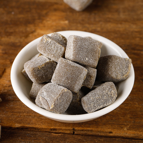 Licorice and loquat cake, hay, mangosteen, honeysuckle and loquat paste, cold processed Chinese pastry, Pipa 250g