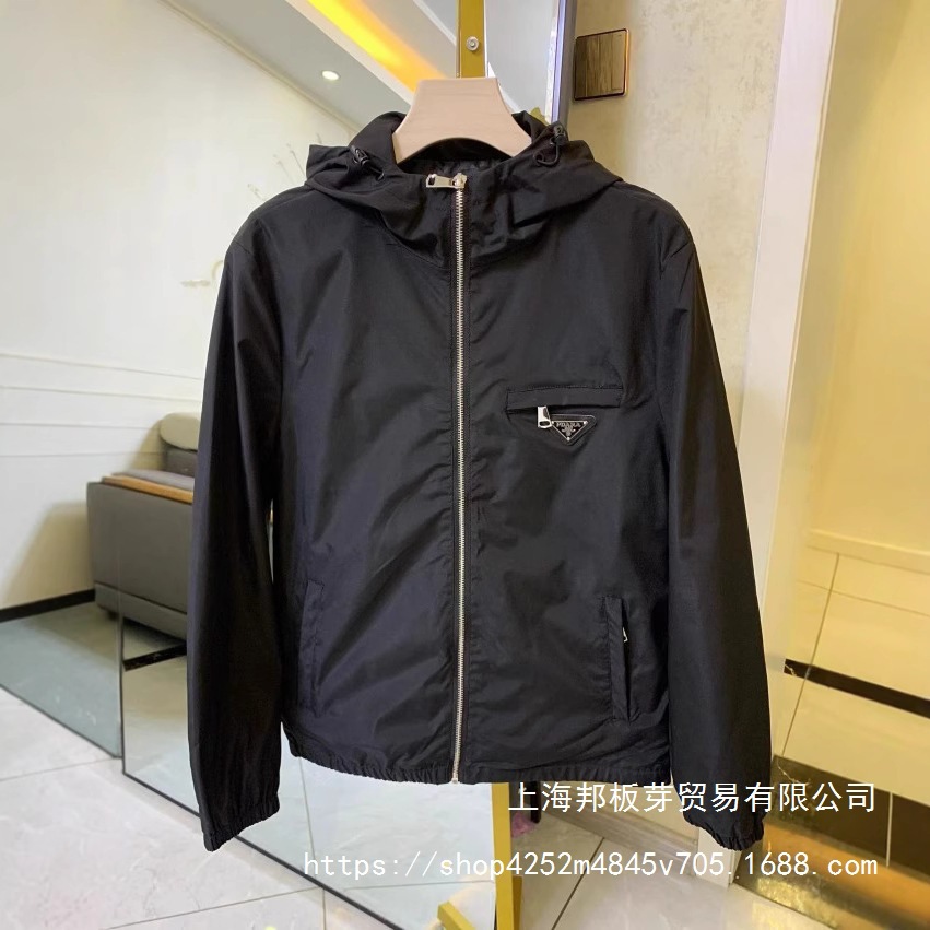 European Spring and Summer New Style Metal Triangle Logo Hooded Jacket Slim Fit Men's Spirited Youth Youth Casual Wholesale