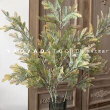 仿真杉树叶 仿真叶子蕨类植物单枝带霜白绿色叶材 插花造景装饰