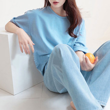 �����¿���ϵ�����@�ݶ���t��Ů���A��W�����ɴ�a���伃ɫ�w��