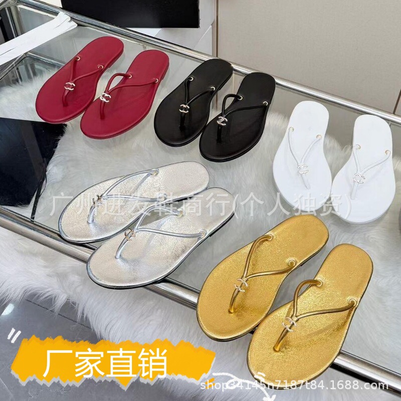 2026 New Cross-Border Summer Style Chanel-Inspired Thin Strap Flip-Flops for Outdoor Wear, Flat Beach Sandals, Versatile Thong Sandals