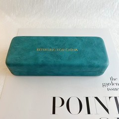 Glasses case, high-end, stress-resistant, simple ins portable Japanese style, lightweight, high-value sunglasses storage box