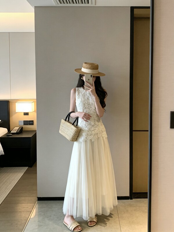 Factory Early Spring Beautiful Dress for Women 2026 New Style Sleeveless Patchwork Dress White Tank Dress Summer One-Piece Wholesale