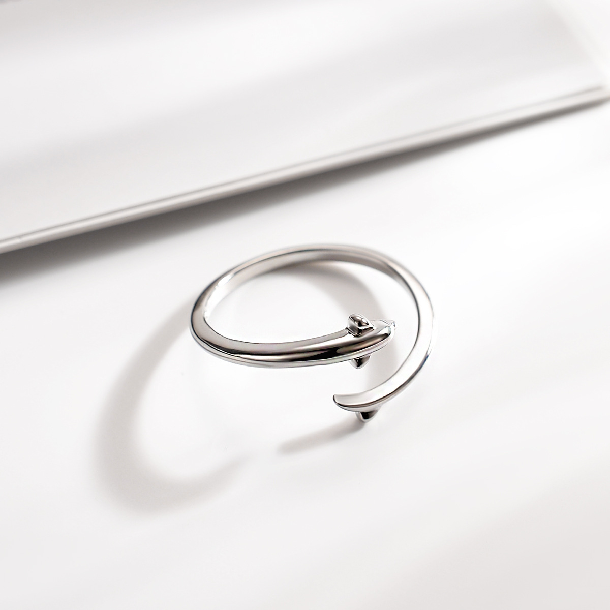 Silver-plated Dolphin Bay Ring Women's Simple ins Style Fishtail Ring Niche Design Student Ring Cold Style