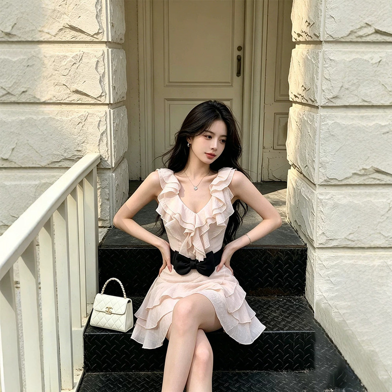 【Mist Pink Waltz】Nude Pink Ruffled Sleeveless V-Neck Dress for Women, Summer Waist-Cinching Mesh Short Dress