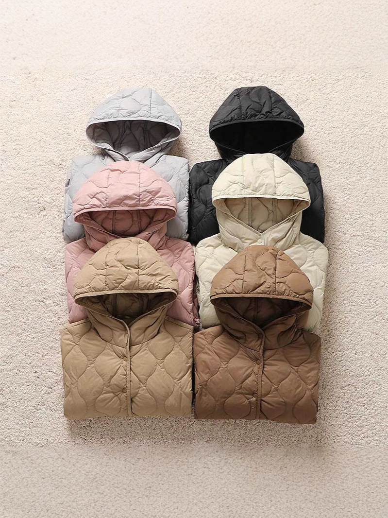 Nuevo ligero encapuchado otoño y invierno calabaza corta plumón chaqueta de mujer estilo coreano exterior calentamiento suelto chaqueta clásica universal