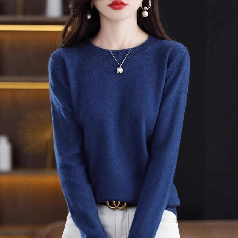 Off-Season Clearance Knitwear Women's Round Neck Woolen Knitwear Autumn and Winter Loose Short Knitwear Long-Sleeved Large Size Inner Layering Shirt