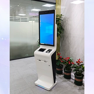 国际酒店前台自动办理终端24小时前台自动发卡识别护照自助入住机