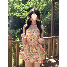 带肩带 防滑条 碎花短裙夏季新款花苞裙连衣裙