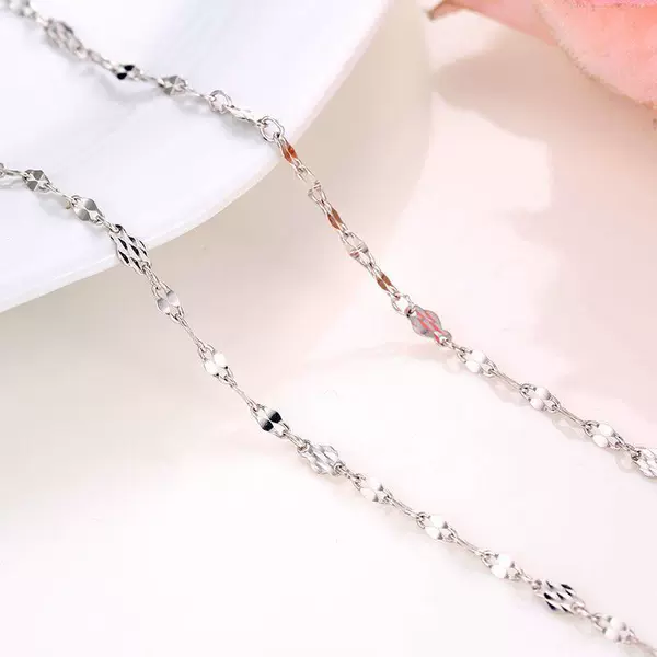 10 lips chain silver