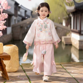 童民族服装;儿童表演服;童汉服