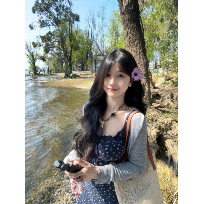 MR [자외선 차단제] 부드러운 바람 세트 여성용 작은 꽃 고삐 치마 원피스 얇은 긴 소매 카디건 두 조각