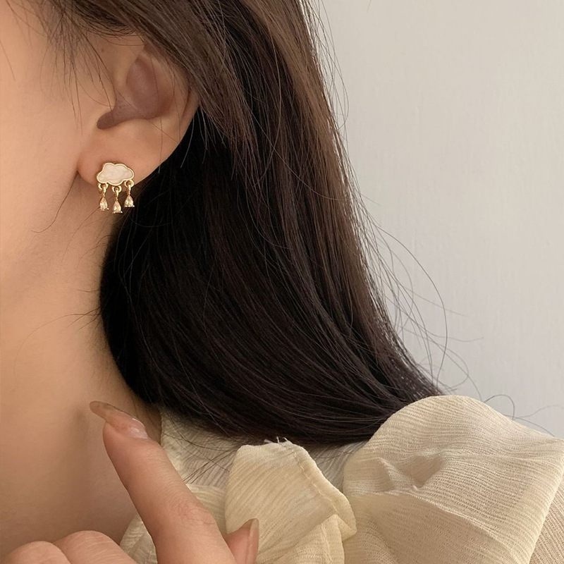 4g Weight No Inlaid Inlay Material Earrings Classification Wedding, Travel, Birthday, Festival Occasion Alloy Material Geometric Pattern Women'S Gender Plating Design Geometric Plating Alloy No Inlaid Drop Earrings 8
