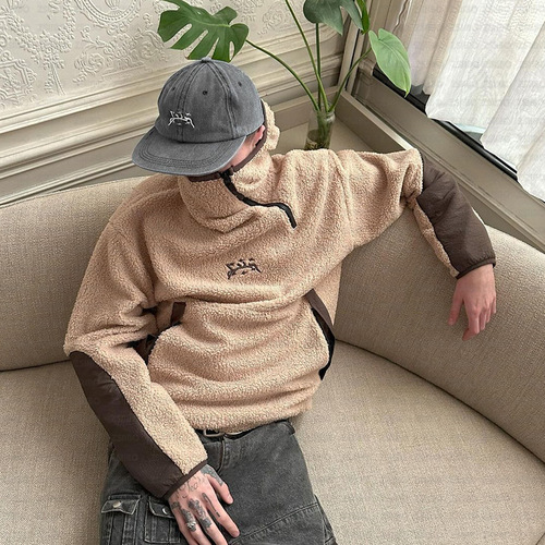 European and American Harajuku style fashionable loose coat cashmere stitching zipper sweater trend