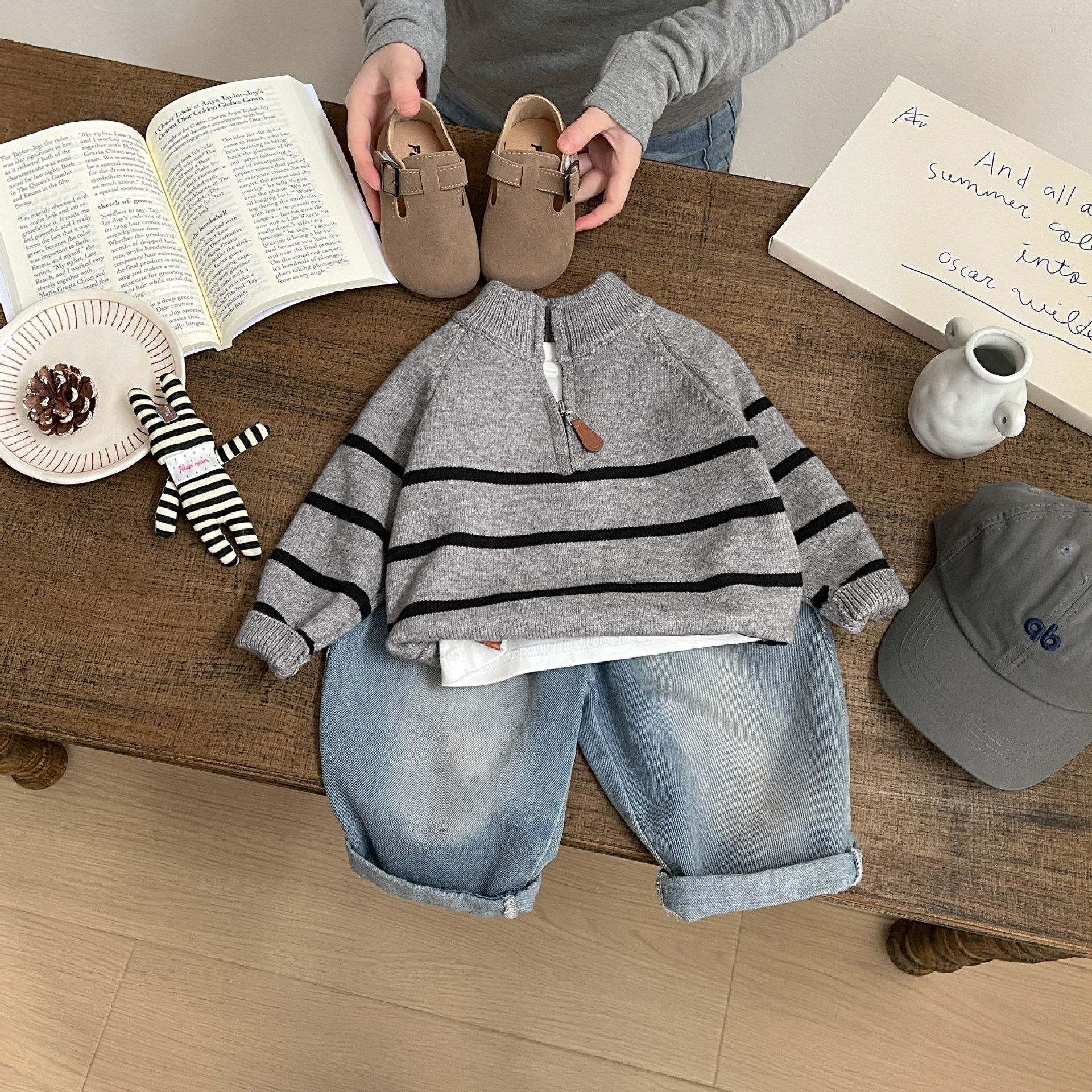 Spring colored knitted base sweater for boys for early age with…