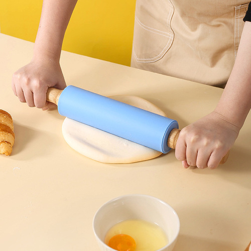 Silicone rolling pin rotating roller rolling pin kitchen wooden handle rolling pin dumpling skin pressed flour stick baking utensils