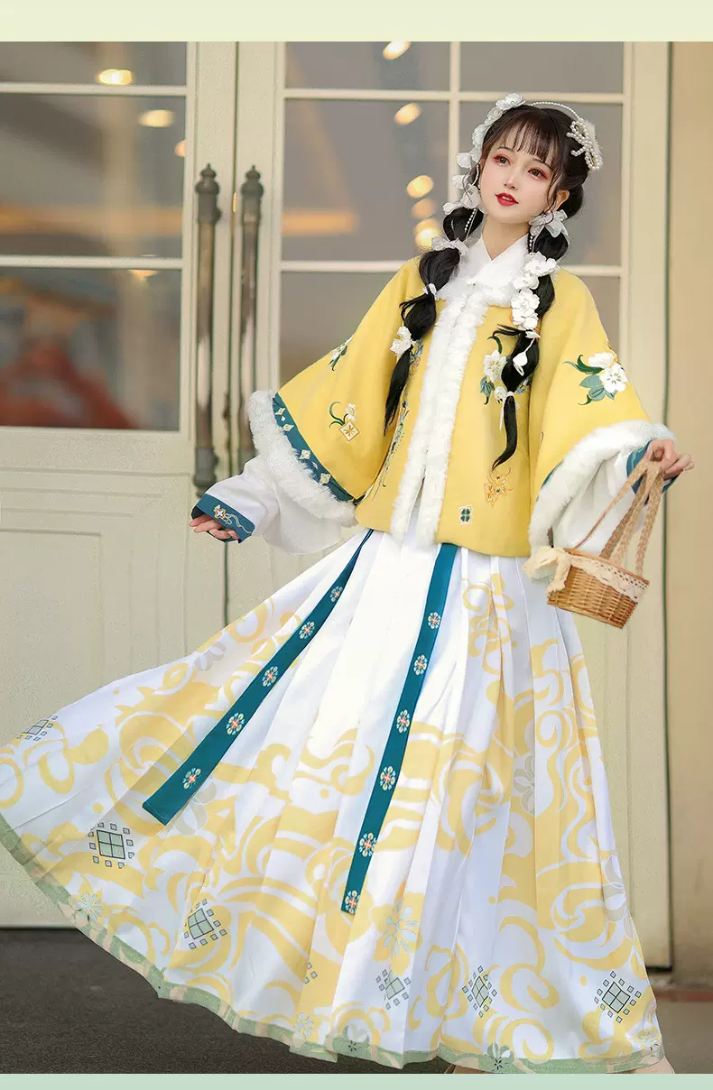 南苑明制汉服中国风婚服2021冬季新款改良加厚保暖过年古装拜年服