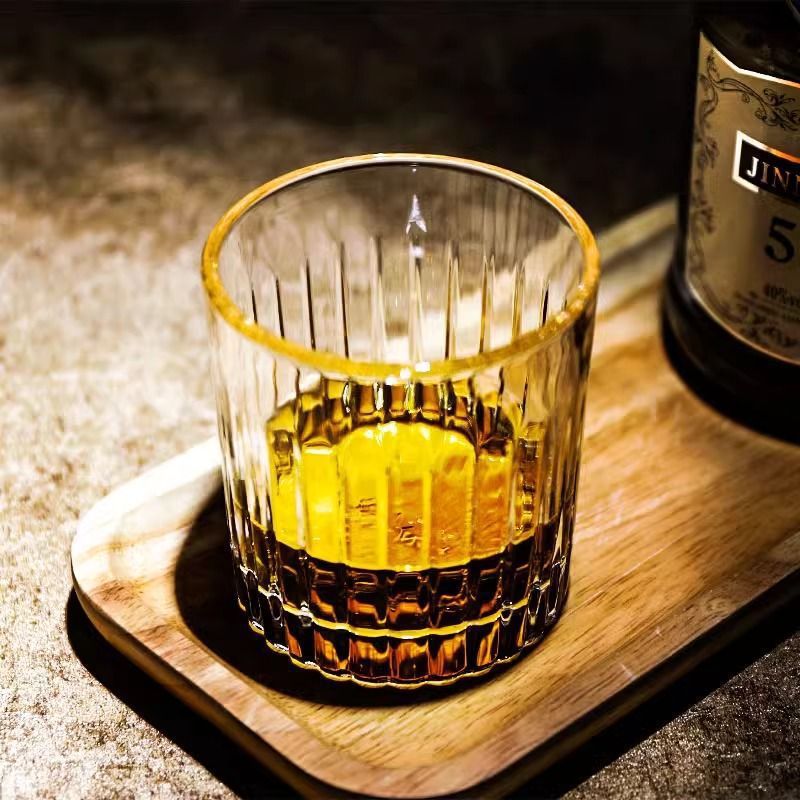 Vaso de whisky de cristal de copa de vino de estilo europeo copa de vidrio de copa de vino vino de copa de vino de bar fábrica