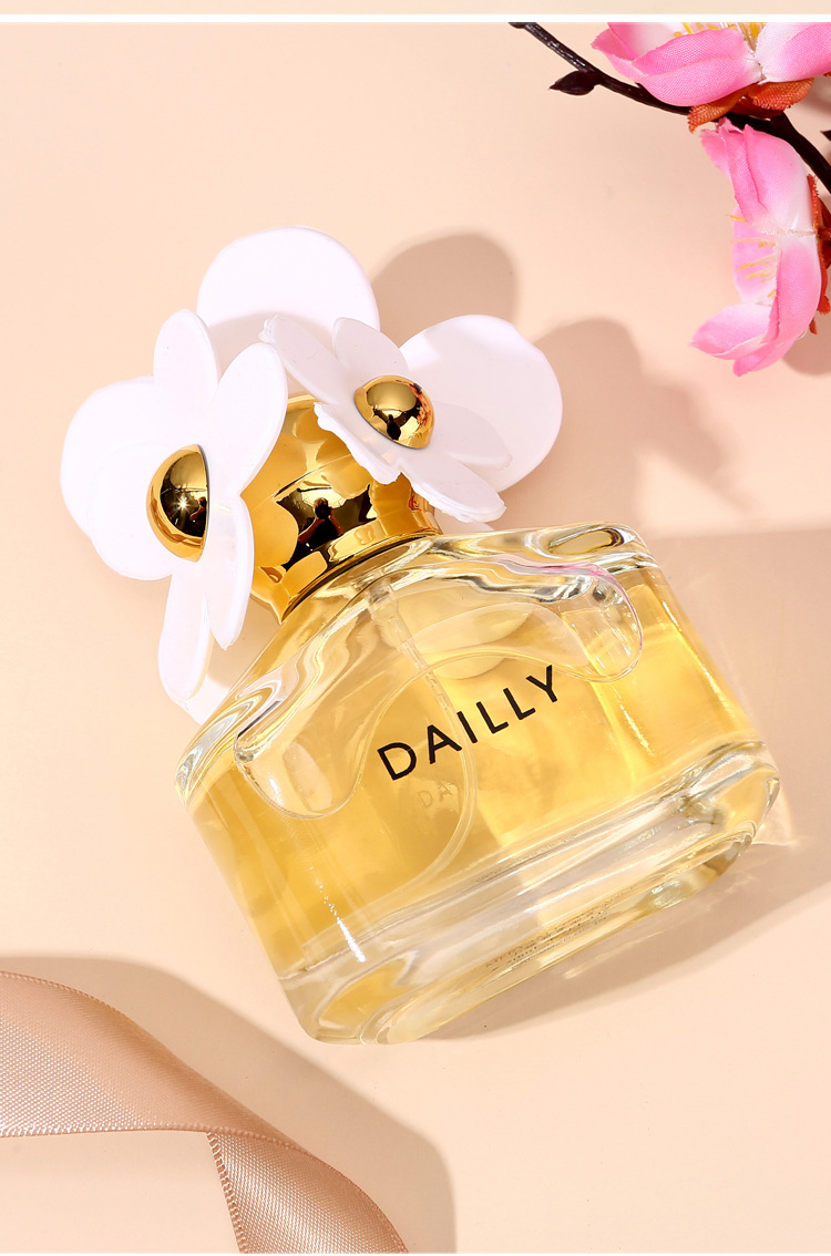 2024 New Perfume Online Popular Little Daisy Women's Fragrance Attracting Students and Girls Fragrance Lasting Fragrance 50ml_voghion.com