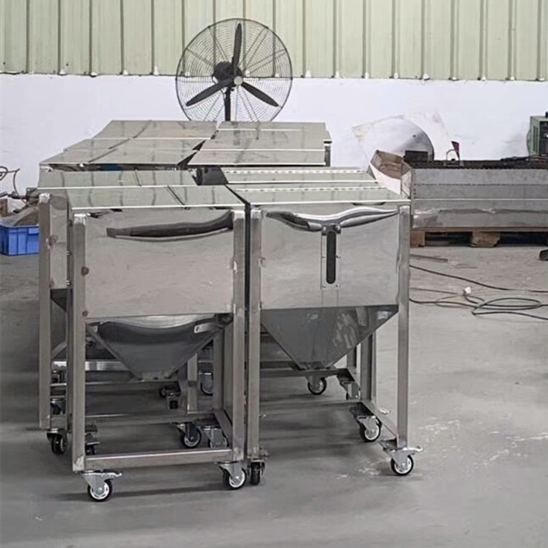 现货出售100公斤储料桶不锈钢塑料储料箱佛山周转料桶送货料斗