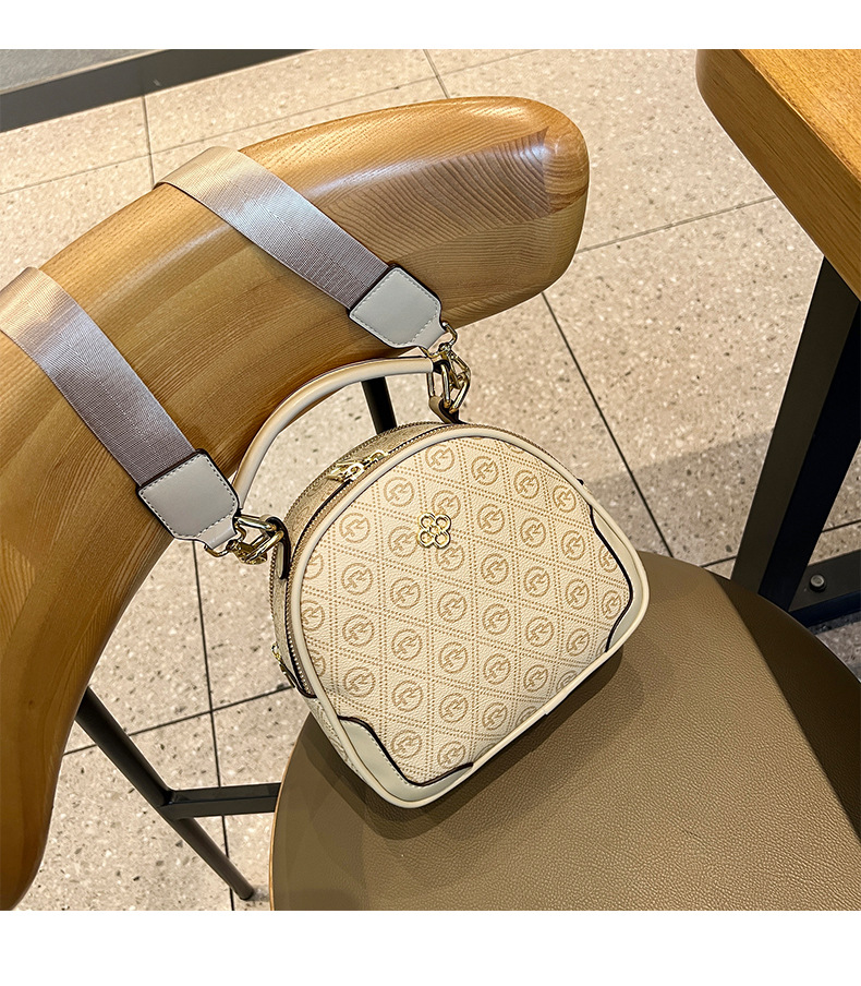 Women's Crossbody Bag Small Round Shoulder Bag Versatile Style_voghion.com