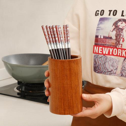 Wooden round desktop chopstick barrel wholesale household tableware storage box with engraved LOGO restaurant drain chopstick cage