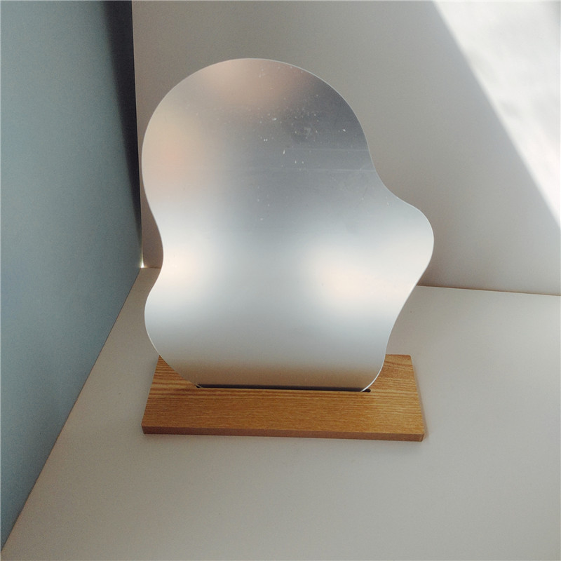 Día del Trabajo actividades entre padres e hijos DIY espejo de maquillaje INS estilo especial espejo de maquillaje de transformación manual de jardín de infantes espejo de maquillaje