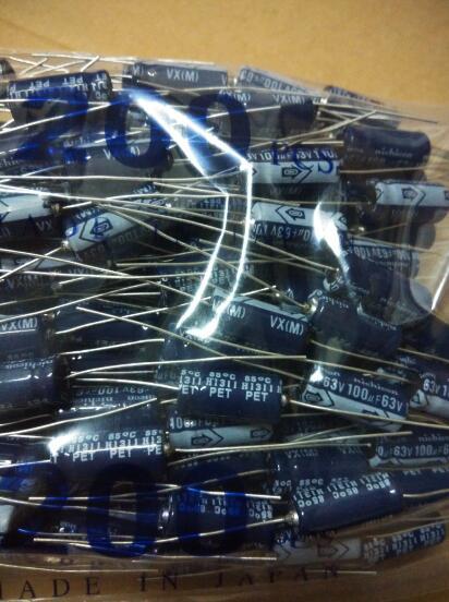 63V100UF 100UF63V全新原装阴极轴向卧式音响穿心性电容 8*16