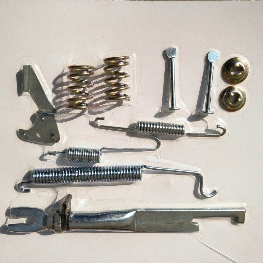 Suministre el kit de reparación del freno de tambor del coche MA10-26-46Z QBT/ZM36 04943 47061