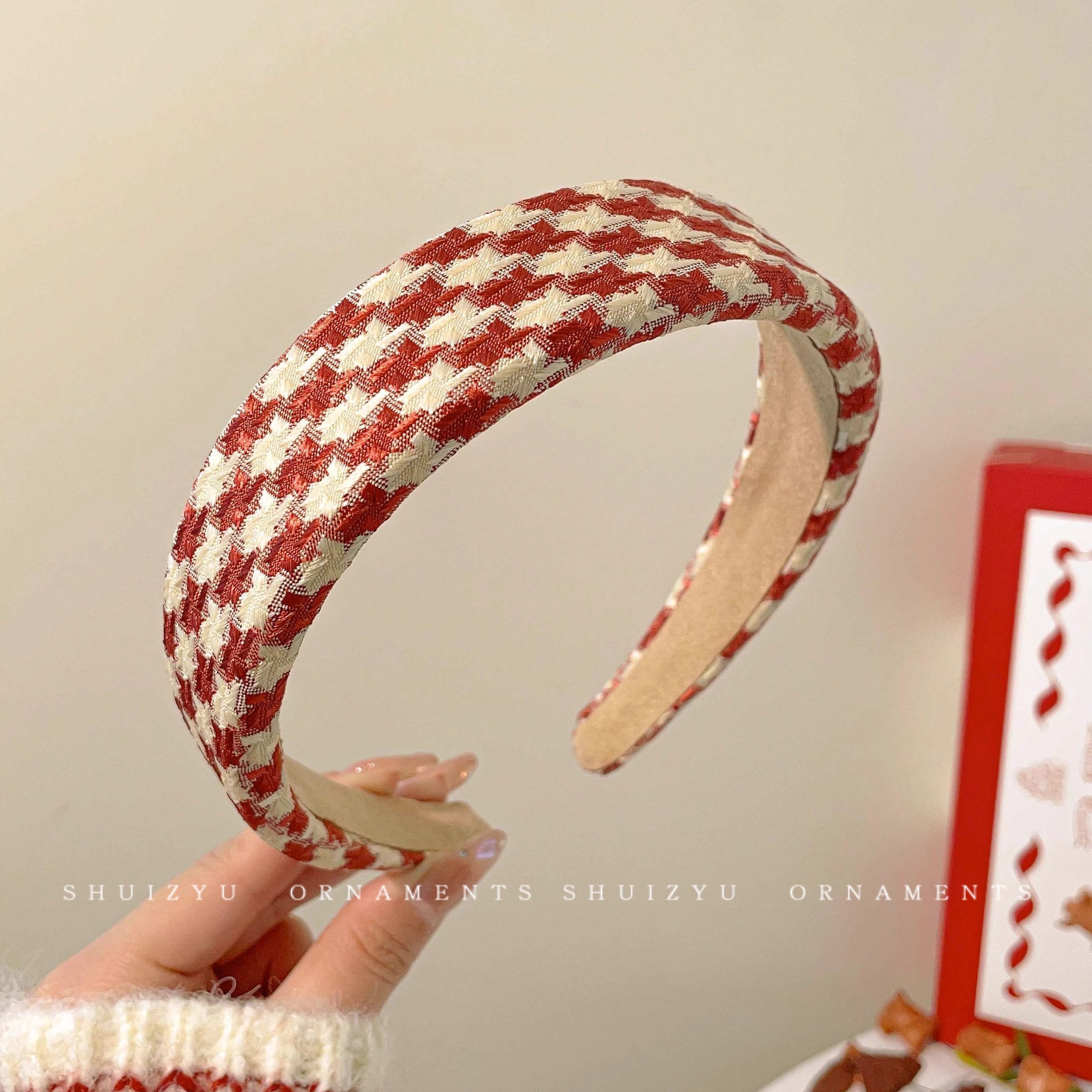 Año nuevo diadema roja cabello femenino presionando horquilla 2024 celebridad de Internet nuevo estilo diadema Paquete de cabello retro temperamento accesorios para el cabello de Año Nuevo