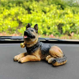 包邮个性网红可爱德牧狼狗车载小车车内装饰品中控台招财汽车摆件