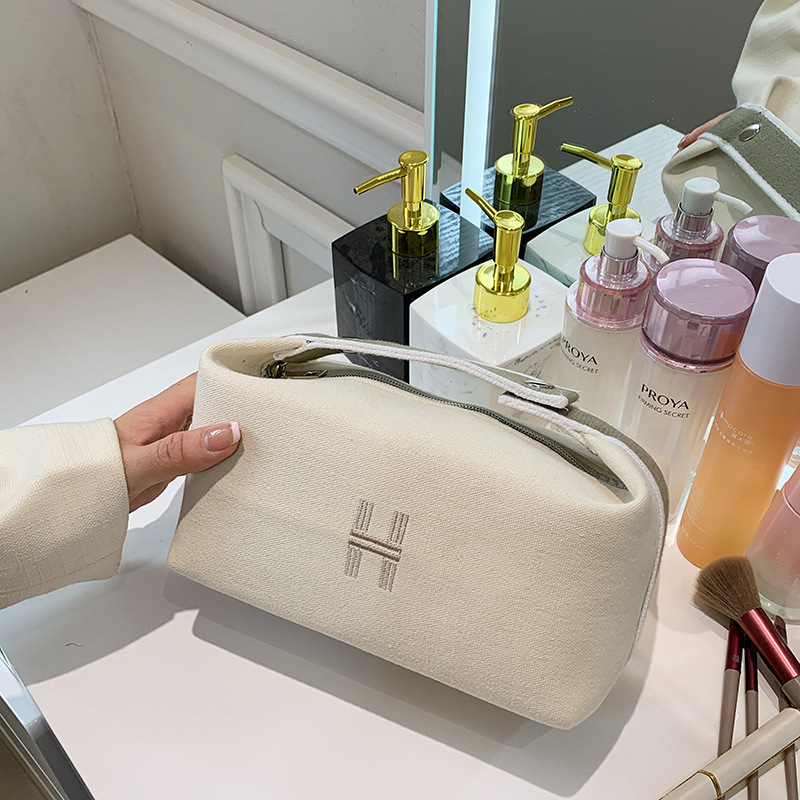 Bolsa de cosméticos de gran capacidad, brochas de maquillaje, productos para el cuidado de la piel, bolsa suave de mano, portátil, elegante, neceser para estudiantes, almacenamiento al por mayor