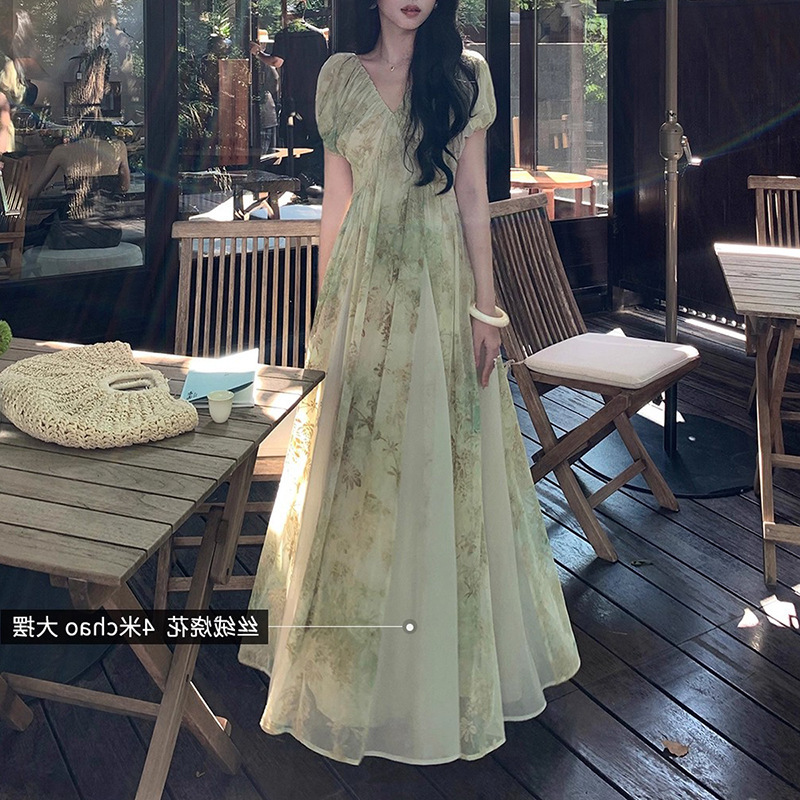 Fairy-Like Green Short-Sleeved Waist-Cinching Tulle Dress for Women in Summer, Beautiful V Neck Velvet Waist-Cinching Long Skirt Fairy-Like Green Short-Sleeved Waist-Cinching Tulle Dress for Women in Summer, Beautiful V Neck Velvet Waist-Cinching Long Skirt
