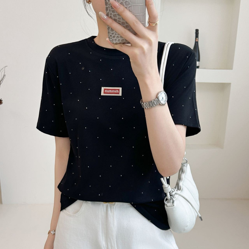 2026 Spring/Summer New Rhinestone Short Sleeve Round Neck T-Shirt Versatile Top Loose Fit High-End Embroidered Base Shirt 2026 Spring/Summer New Rhinestone Short Sleeve Round Neck T-Shirt Versatile Top Loose Fit High-End Embroidered Base Shirt