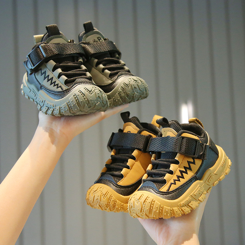 儿童运动鞋2025春秋新款男童登山鞋户外女童跑步鞋软底宝宝休闲鞋