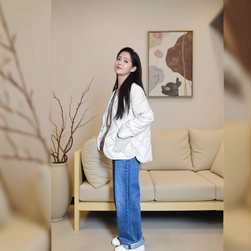 In-Stock Zhang Ruonan Style Air Cotton Casual Jacket Quilted Round Neck Loose Cotton Coat for Autumn and Winter 2024