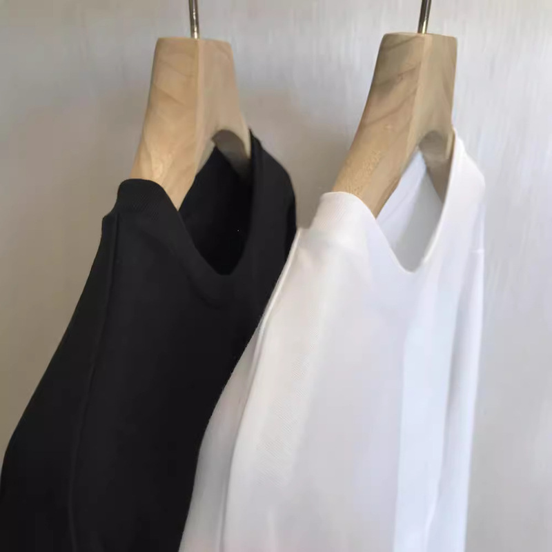 Highly Recommended, Skin-Friendly, Cool Feeling, Quick-Drying ~ Simple Basic Round-Neck Long-Sleeve T-Shirt with Slit at the Bottom, Women's Casual and Versatile