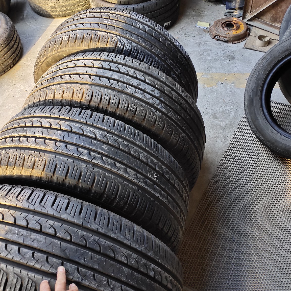 Shanghai Used Tire Wholesale Market Wu Peiwei
