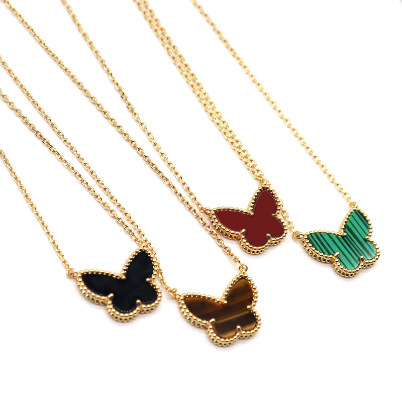Elegant universal white necklace