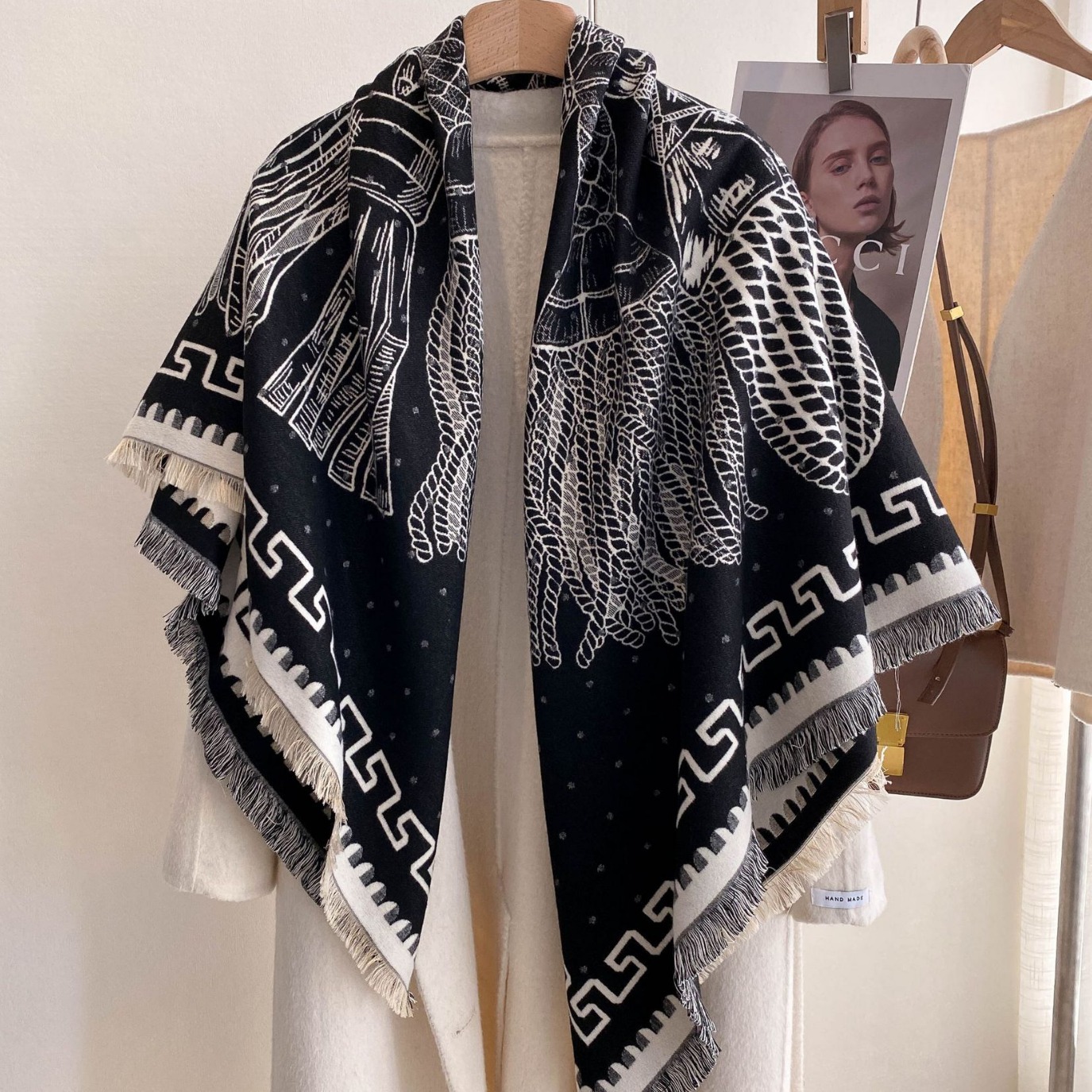 Retro estilo nacional nuevo impresión de moda otoño invierno exterior elegante amplio chal doble cara imitación de cachemira bufandas gruesas para mujeres