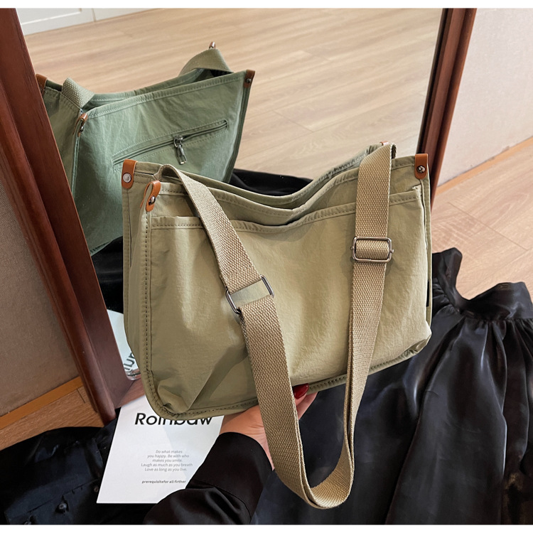Canvas bag for women, large capacity, new Spring/Summer 2025, simple and versatile, single-shoulder crossbody bag, casual tote bag for school undefined