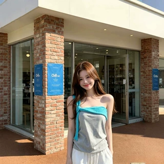 灰色斜肩吊带背心女夏季外穿设计感不规则修身小个子短款露肩上衣