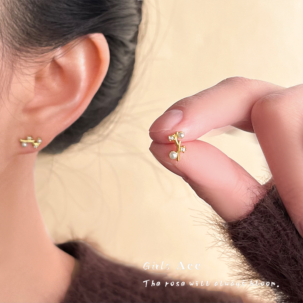 耳语模特1_0003_耳语场景新水印 拷贝 3.jpg